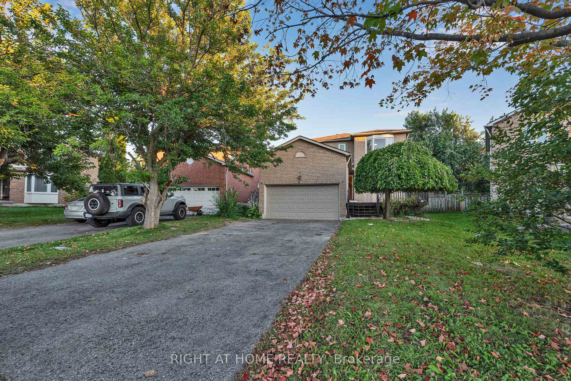 Photo 1 of 45 Blair Crescent, Barrie, Grove East — HOMEH