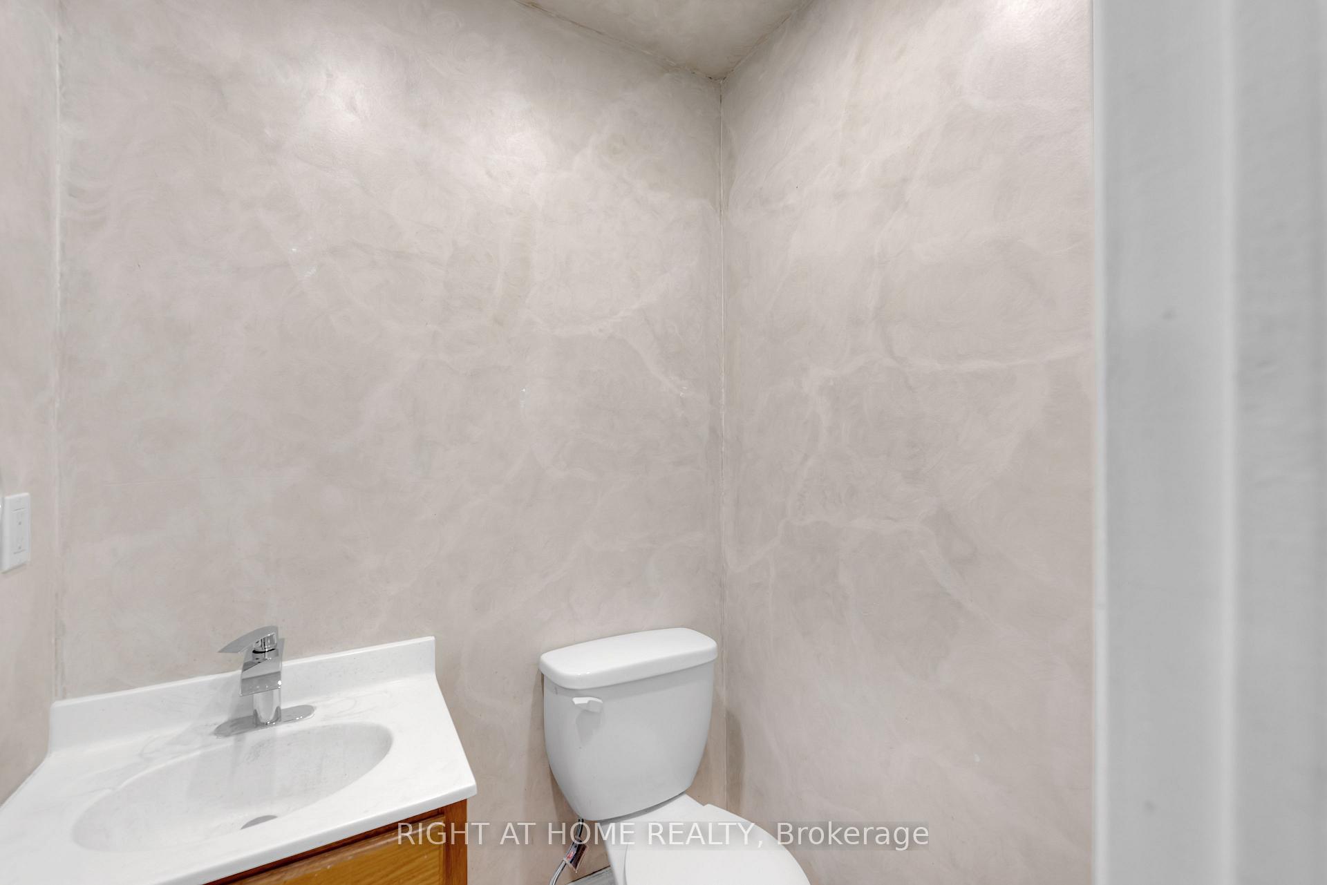 Photo 10 of 45 Blair Crescent, Barrie, Grove East — HOMEH