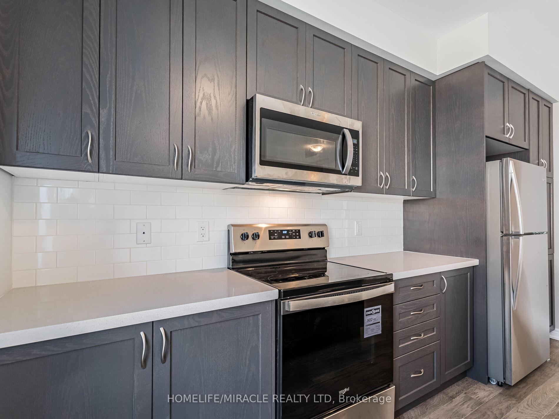 Photo 15 of 140 Aquasanta Crescent, Hamilton, Ryckmans — HOMEH
