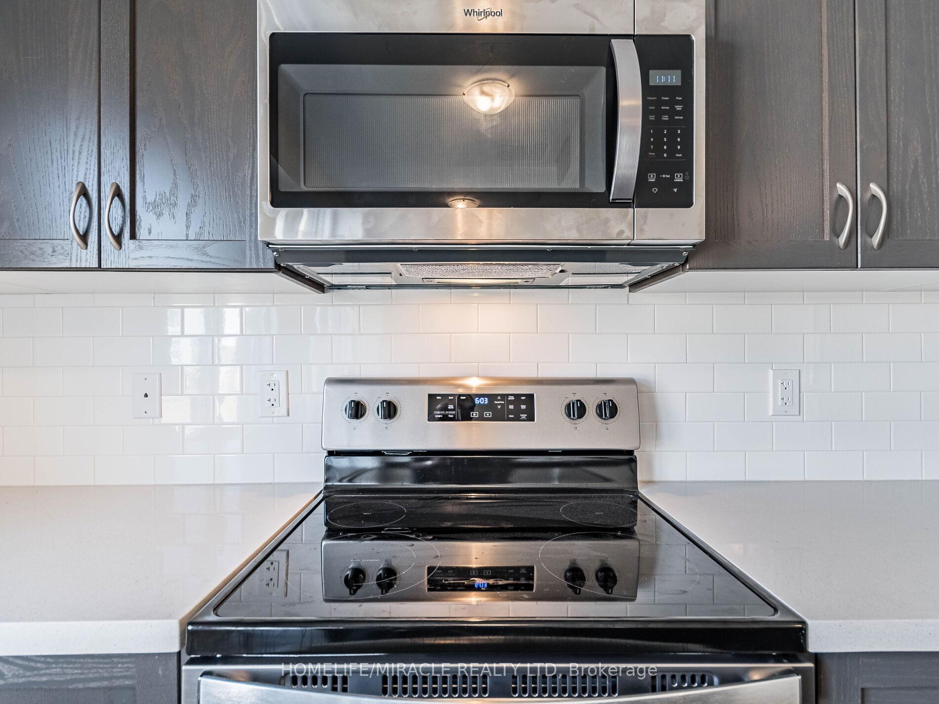 Photo 18 of 140 Aquasanta Crescent, Hamilton, Ryckmans — HOMEH
