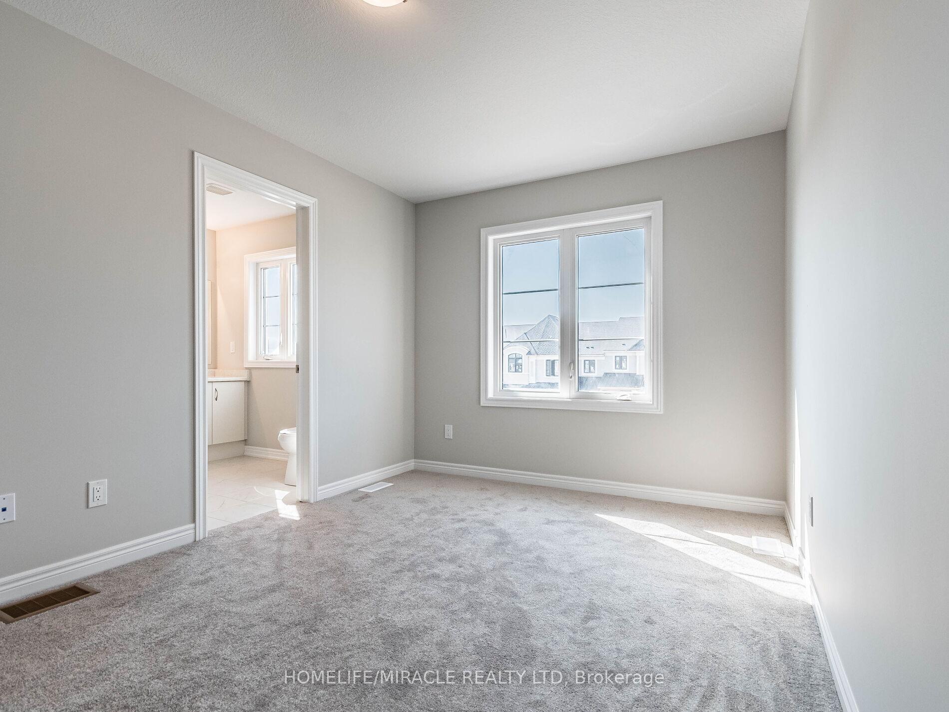 Photo 25 of 140 Aquasanta Crescent, Hamilton, Ryckmans — HOMEH
