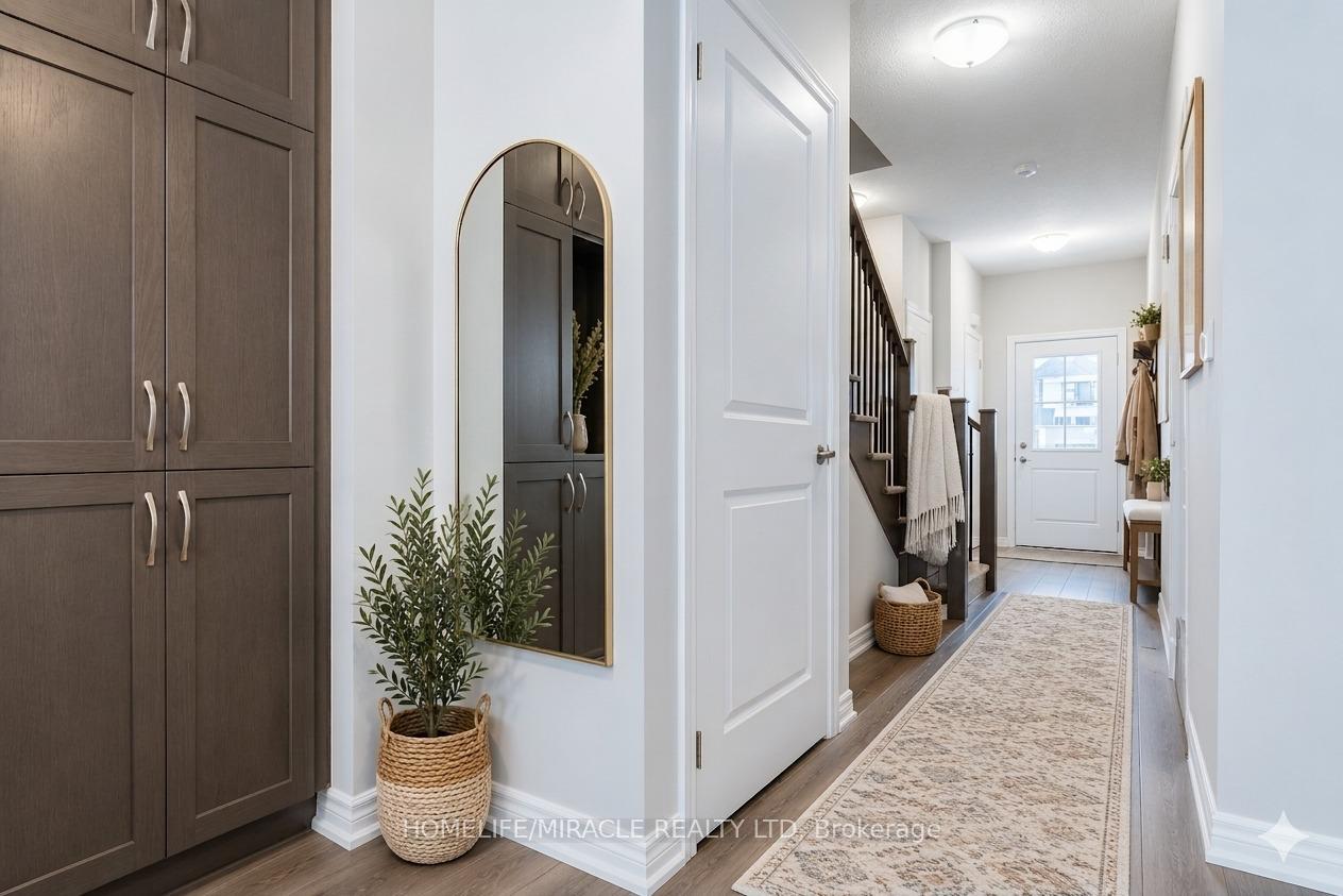 Photo 7 of 140 Aquasanta Crescent, Hamilton, Ryckmans — HOMEH