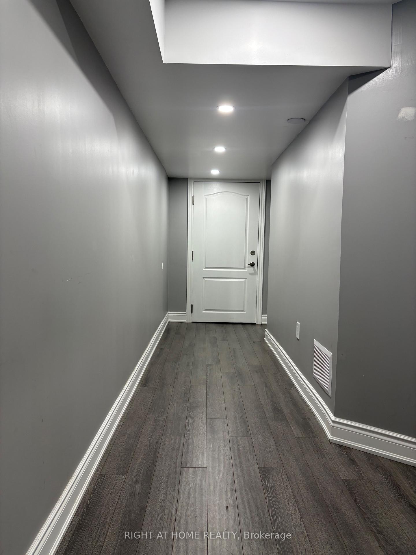 Photo 7 of Unit (Lower Level), 846 Francine Crescent, Mississauga, East Credit — HOMEH