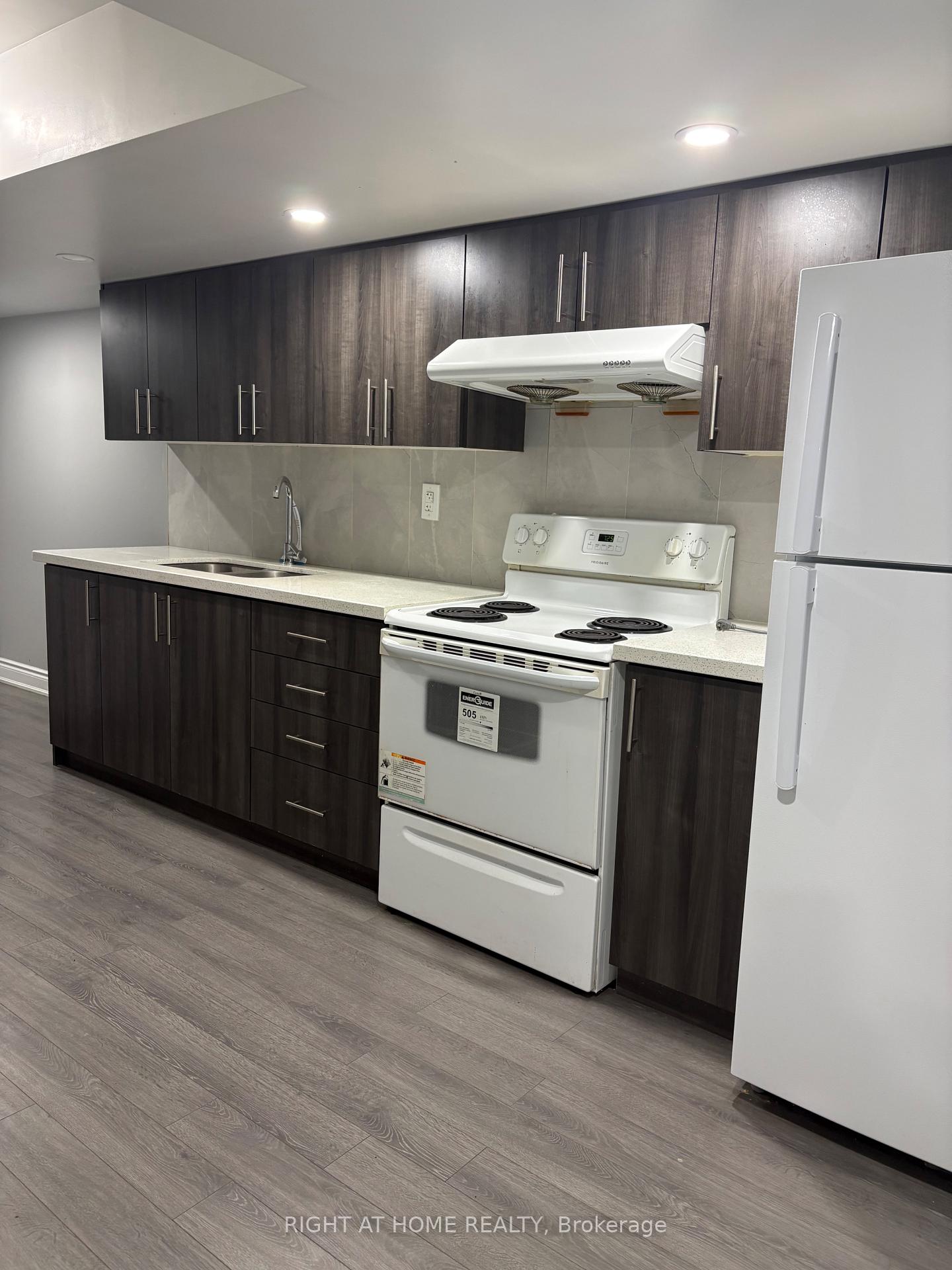 Photo 9 of Unit (Lower Level), 846 Francine Crescent, Mississauga, East Credit — HOMEH