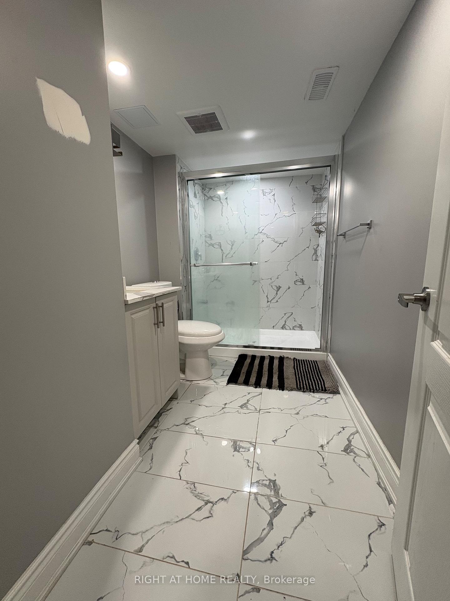 Photo 14 of Unit (Lower Level), 846 Francine Crescent, Mississauga, East Credit — HOMEH