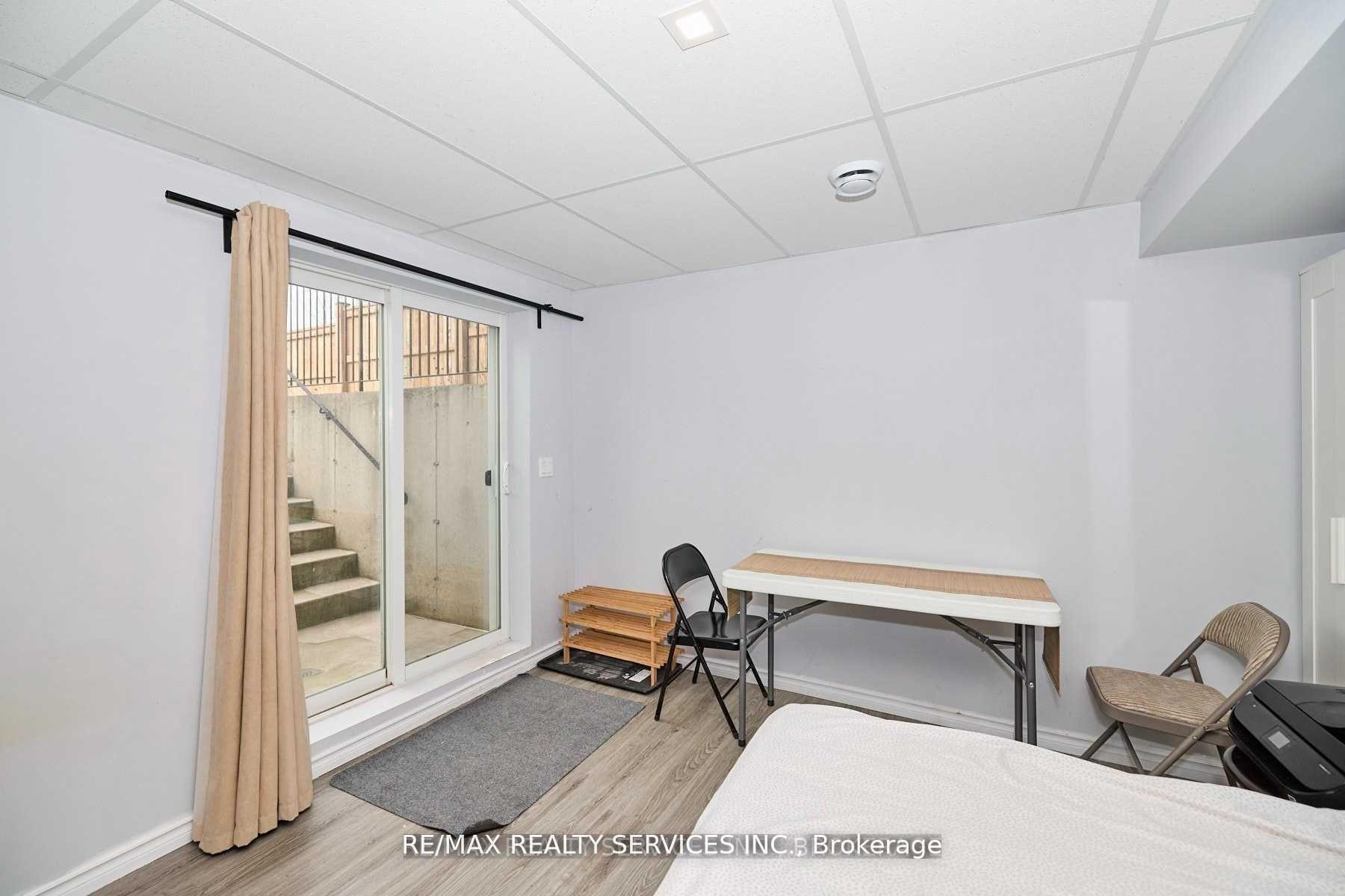 Photo 3 of Unit Bsmt, 6045 Ernest Crescent, Niagara Falls, Forestview — HOMEH