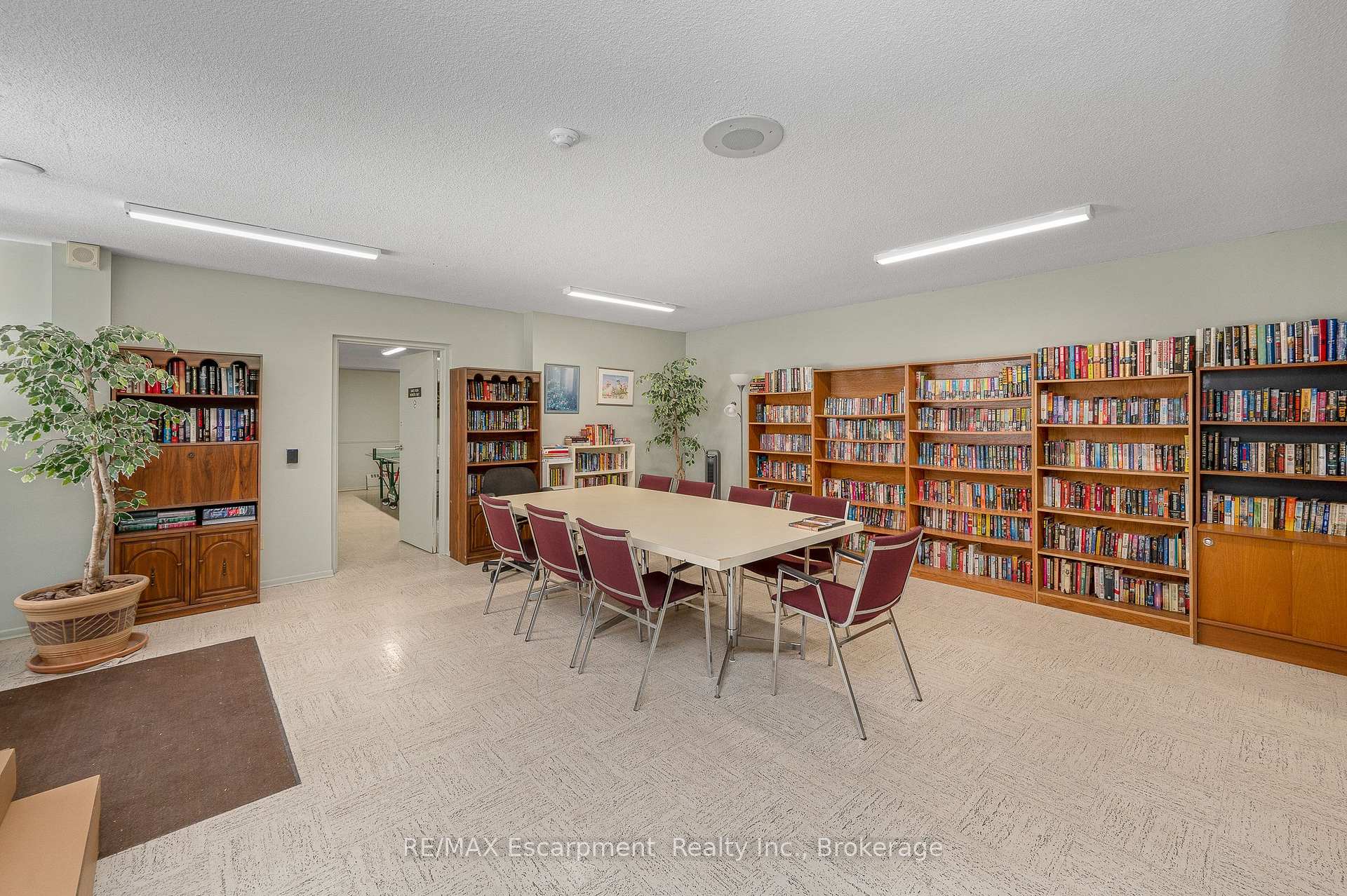 Photo 33 of Unit 310, 975 Warwick Court, Burlington, LaSalle — HOMEH