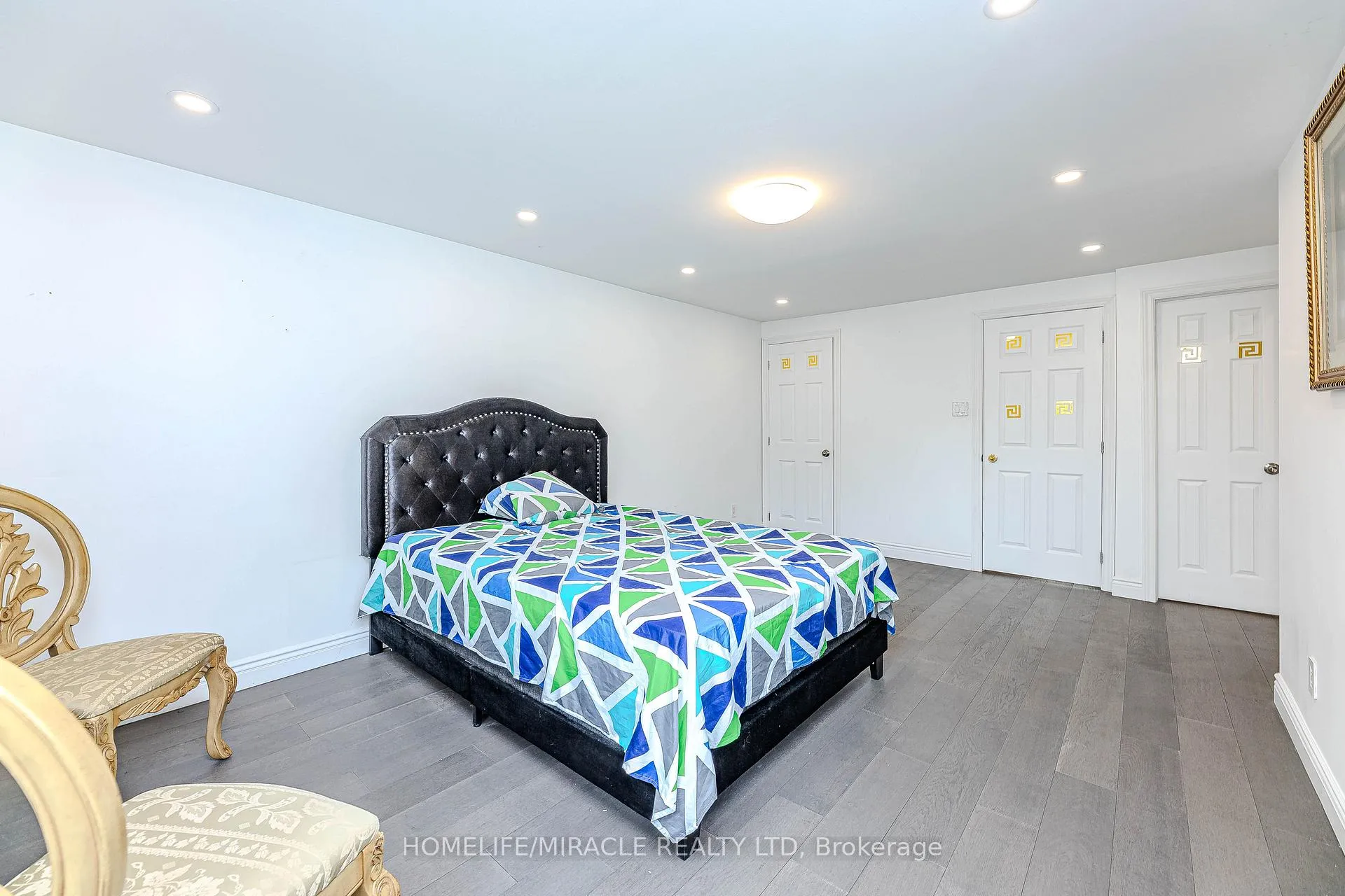 Photo 24 of 851 Bennett Court, Oshawa, Pinecrest — HOMEH