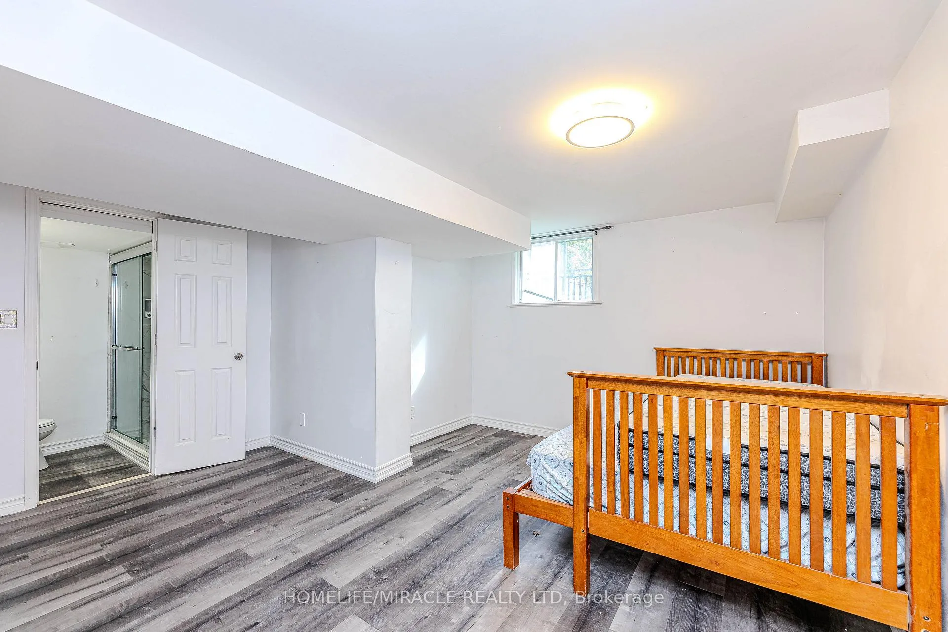 Photo 41 of 851 Bennett Court, Oshawa, Pinecrest — HOMEH