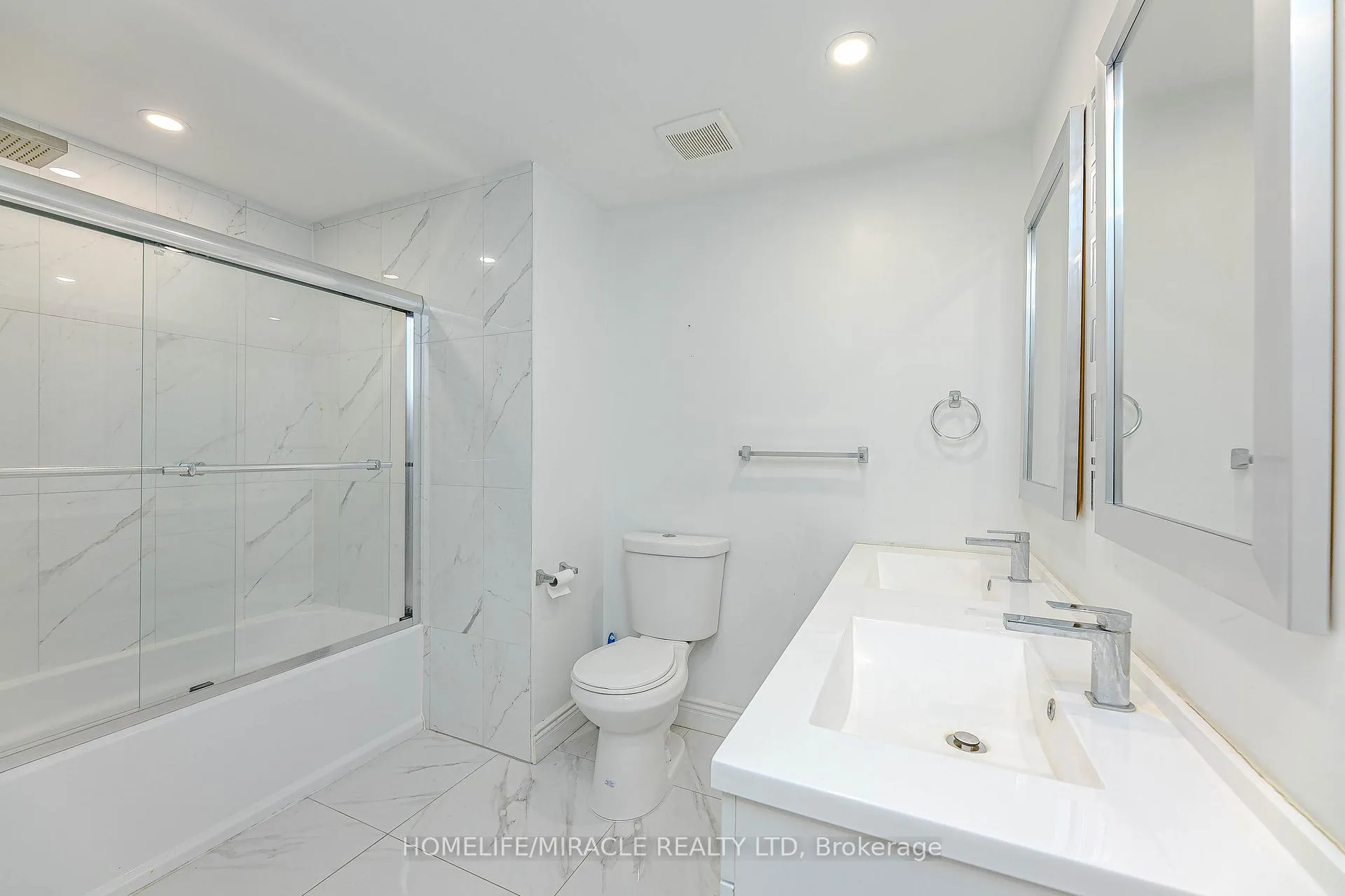 Photo 45 of 851 Bennett Court, Oshawa, Pinecrest — HOMEH