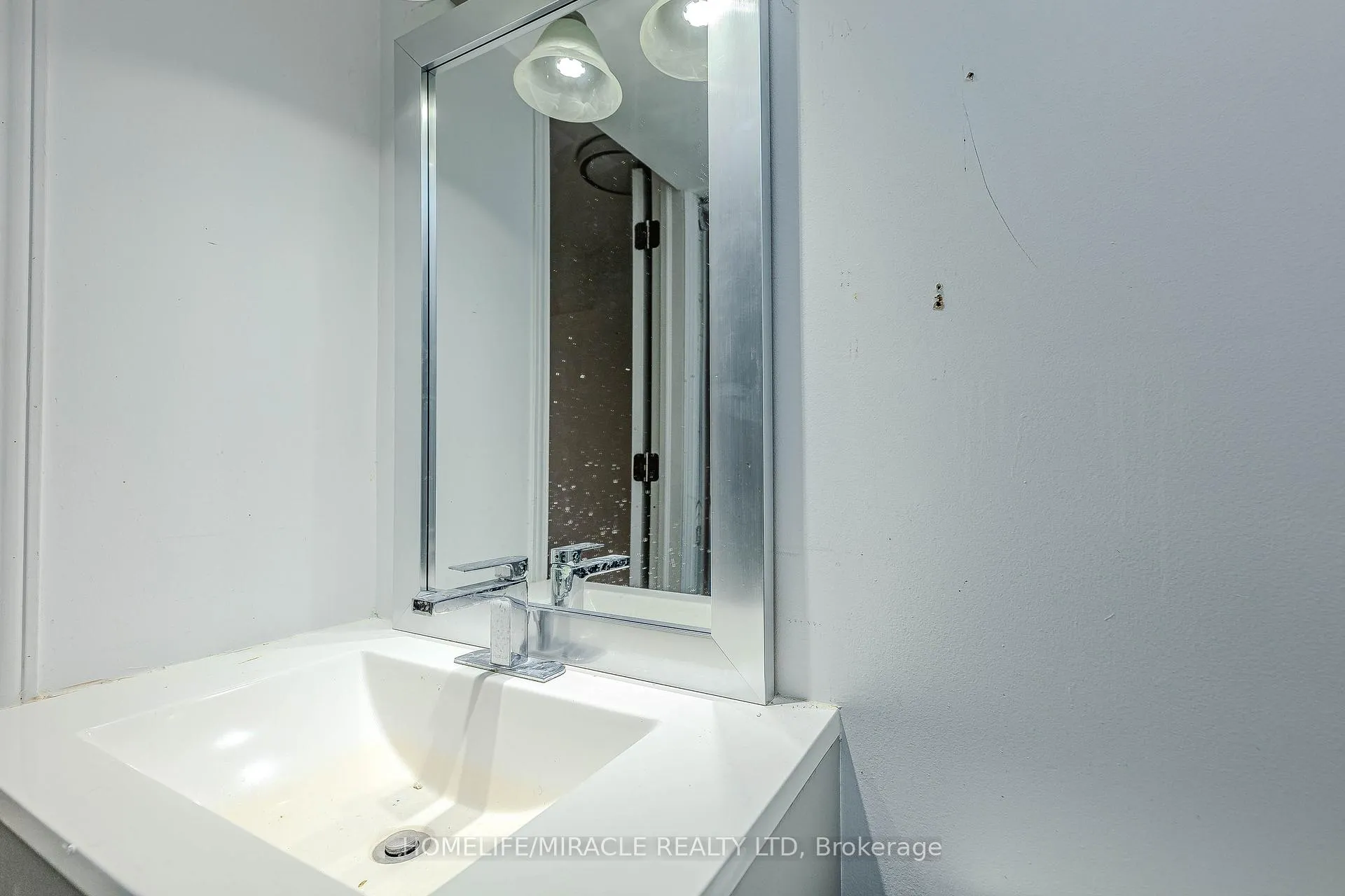 Photo 46 of 851 Bennett Court, Oshawa, Pinecrest — HOMEH