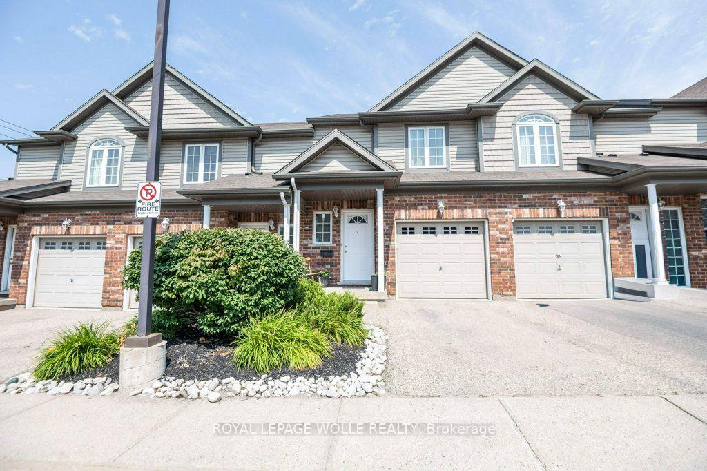 Photo of Unit 3, 975 Strasburg Road