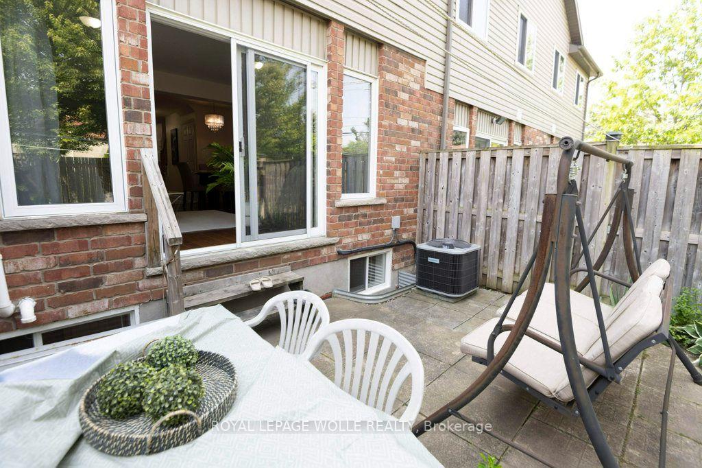 Photo 32 of Unit 3, 975 Strasburg Road, Kitchener, Country Hills — HOMEH