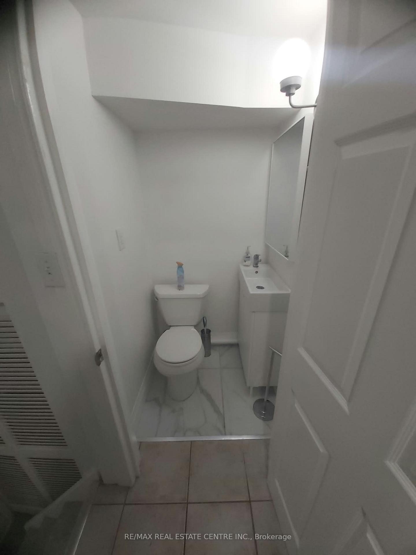 Photo 4 of 3324 Strabane Drive, Mississauga, Erindale — HOMEH
