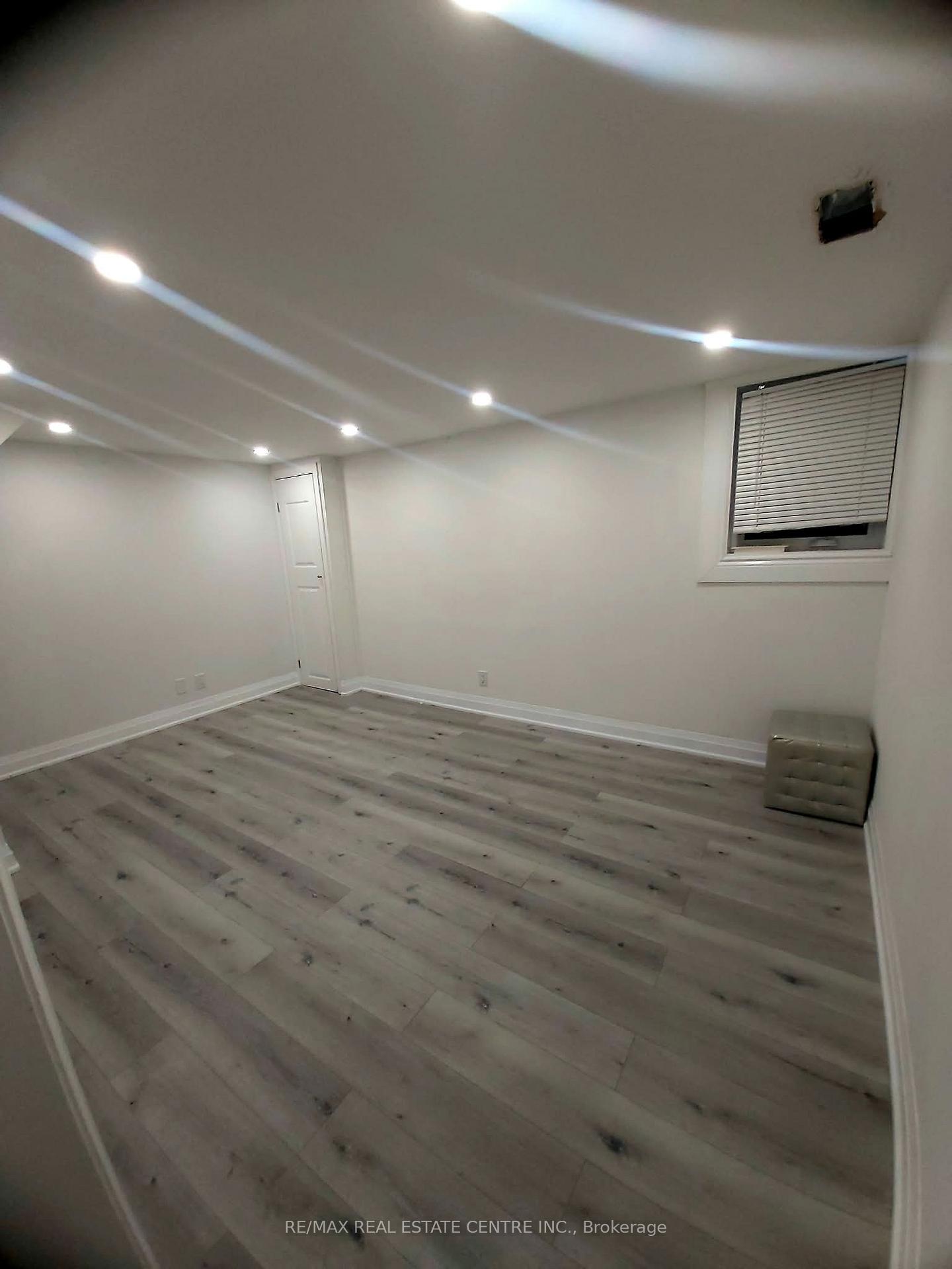 Photo 9 of 3324 Strabane Drive, Mississauga, Erindale — HOMEH