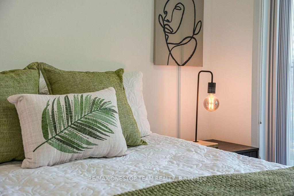Photo 19 of Unit 2104, 88 Harbour Street, Toronto, Waterfront Communities — HOMEH