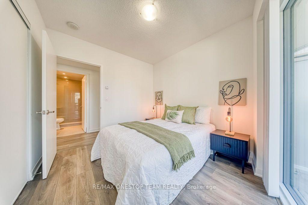 Photo 20 of Unit 2104, 88 Harbour Street, Toronto, Waterfront Communities — HOMEH