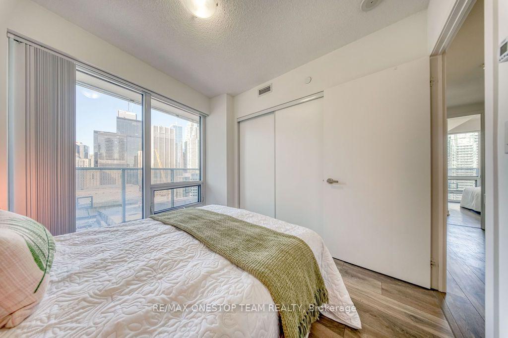 Photo 21 of Unit 2104, 88 Harbour Street, Toronto, Waterfront Communities — HOMEH
