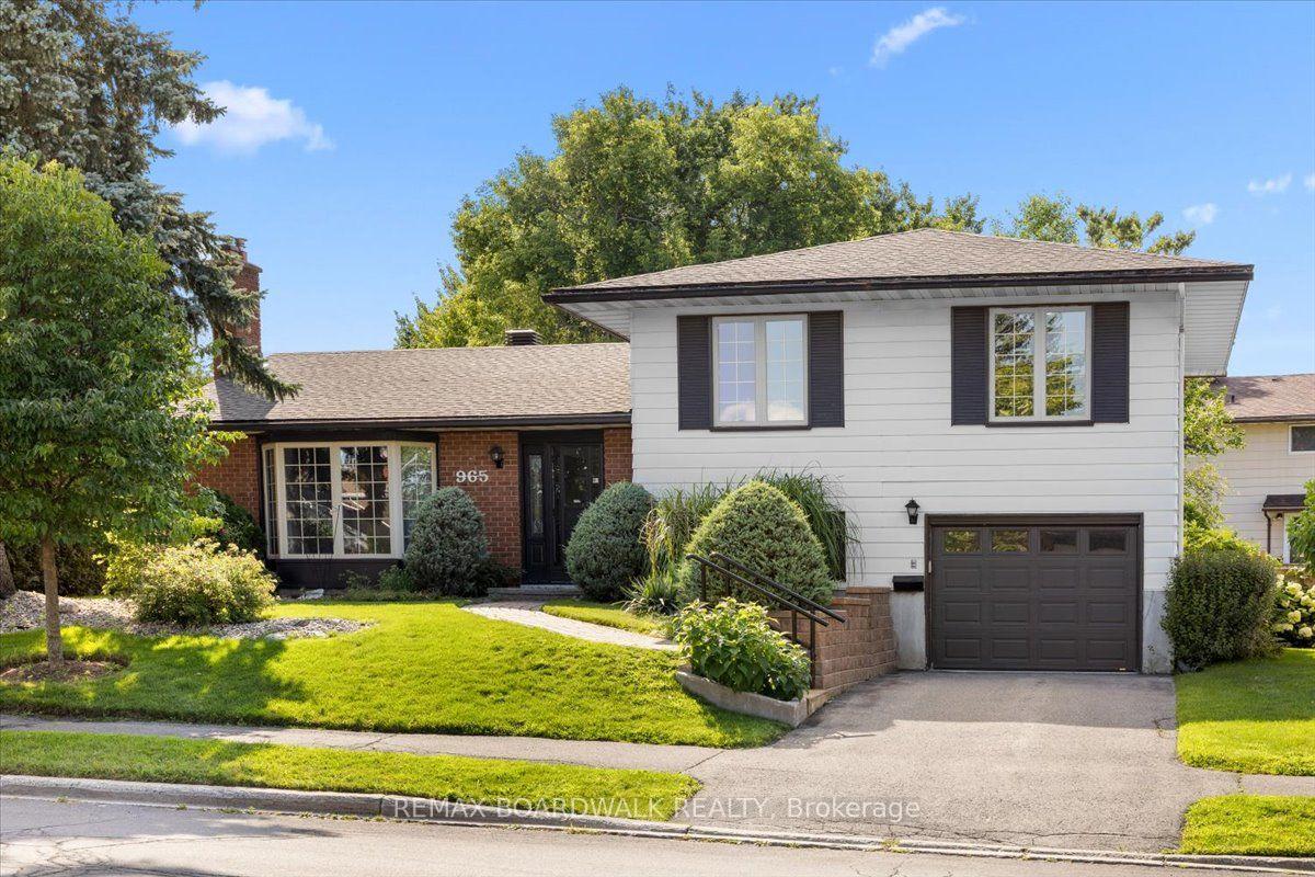 Photo 2 of 965 Cahill Drive W, Ottawa, Hunt Club/Western Community — HOMEH