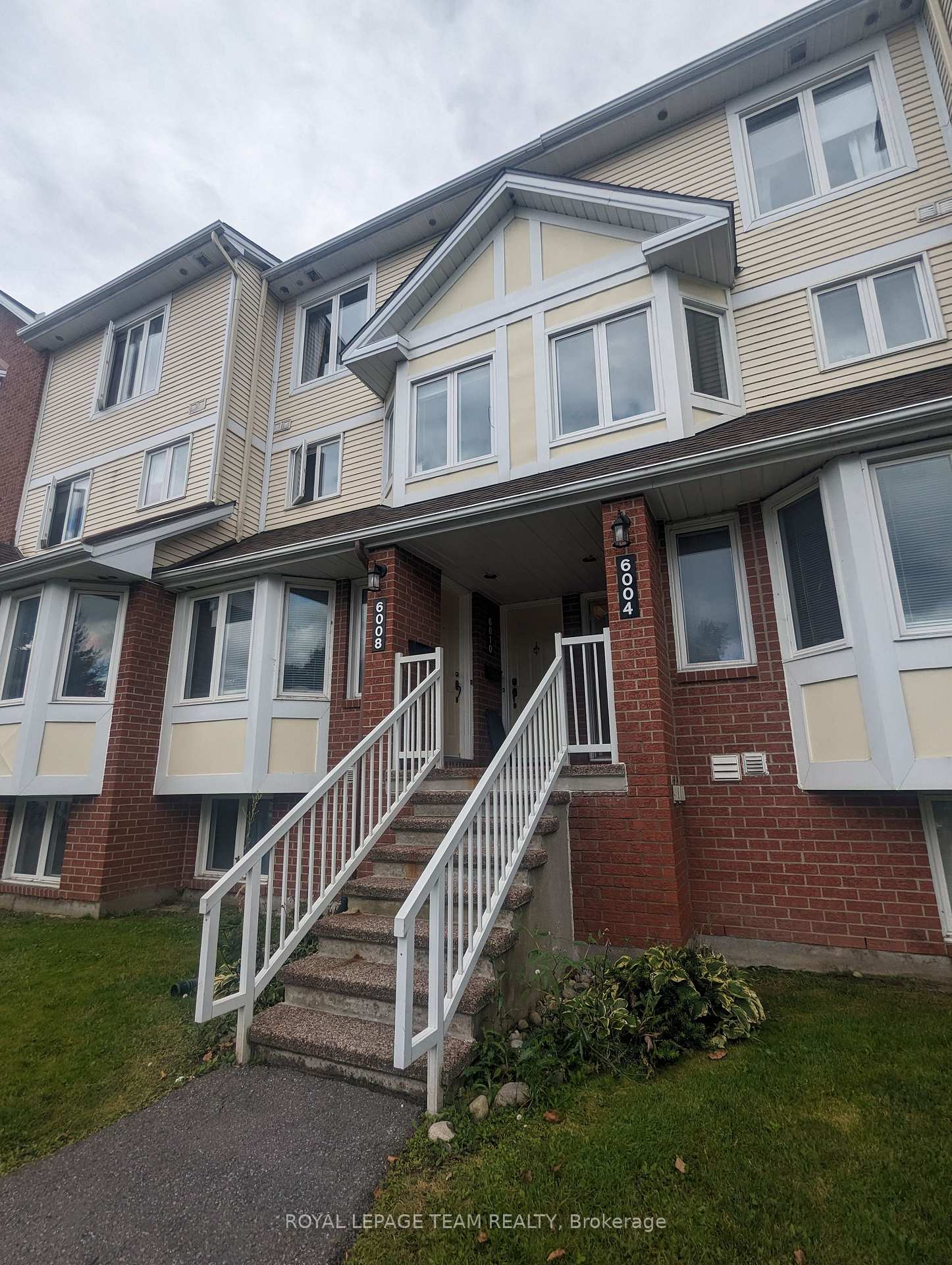 Photo of Unit 17B, 6010 Red Willow Drive