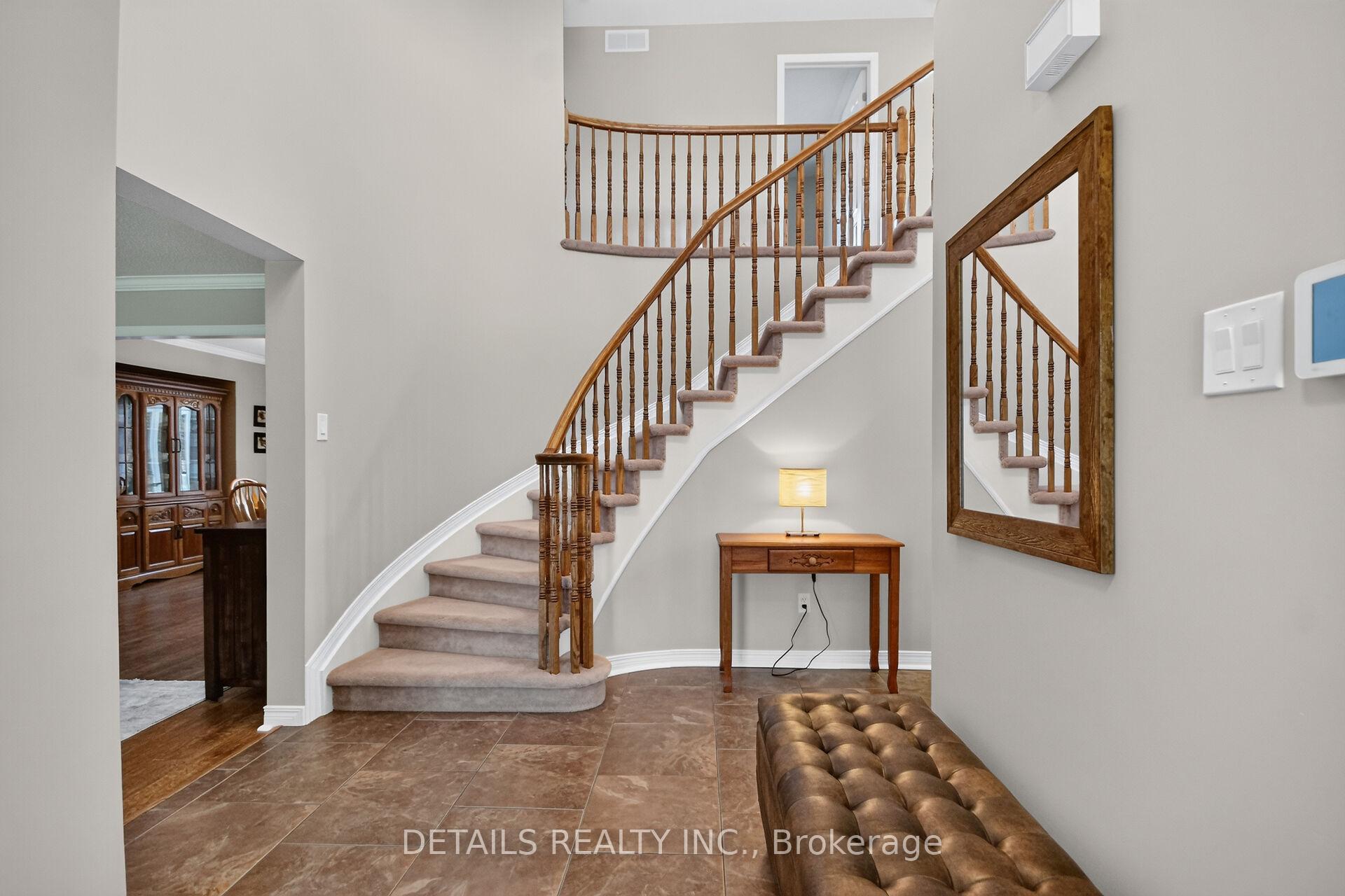 Photo 3 of 10 Forest Creek Drive, Ottawa, Stittsville (Central) — HOMEH