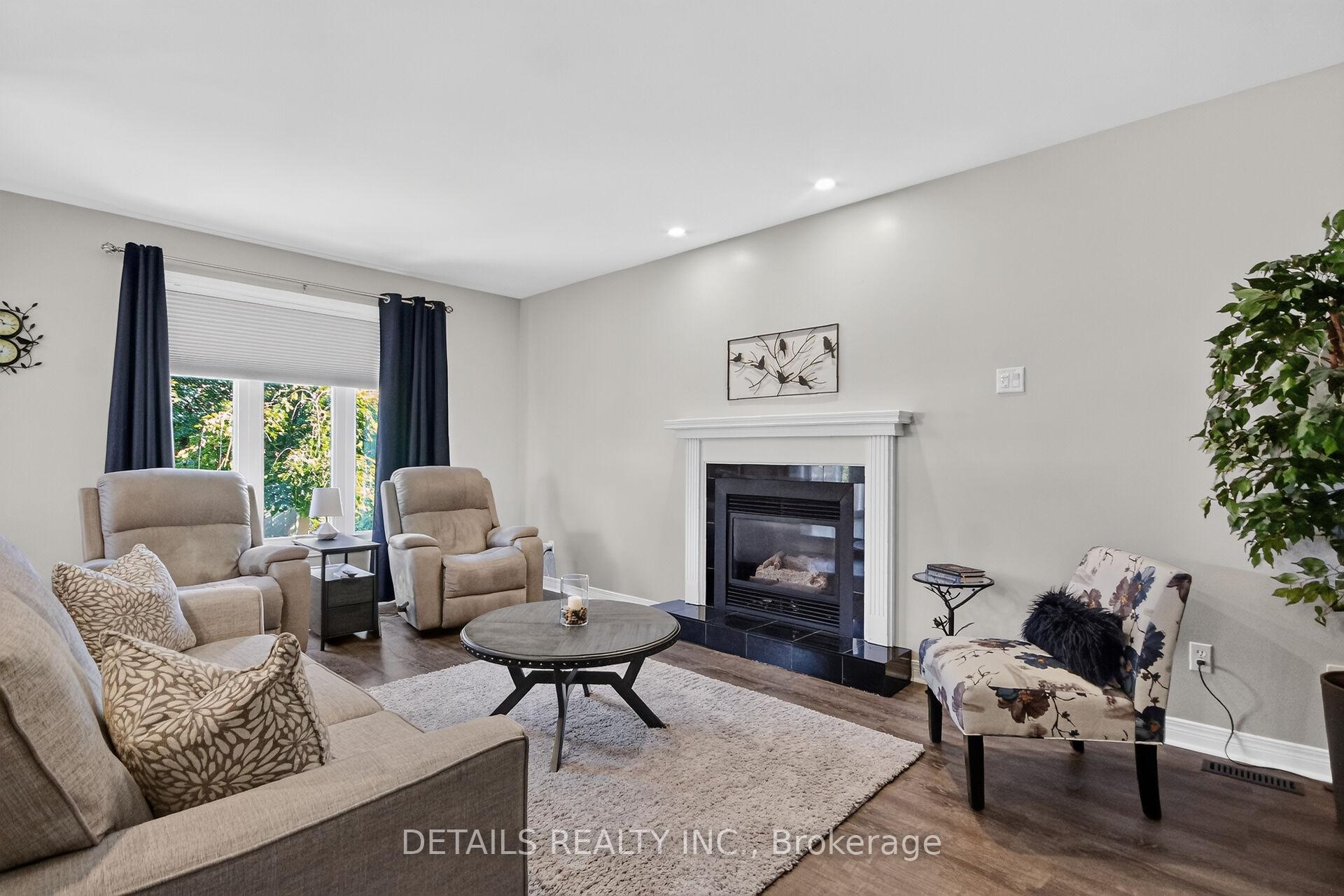 Photo 15 of 10 Forest Creek Drive, Ottawa, Stittsville (Central) — HOMEH