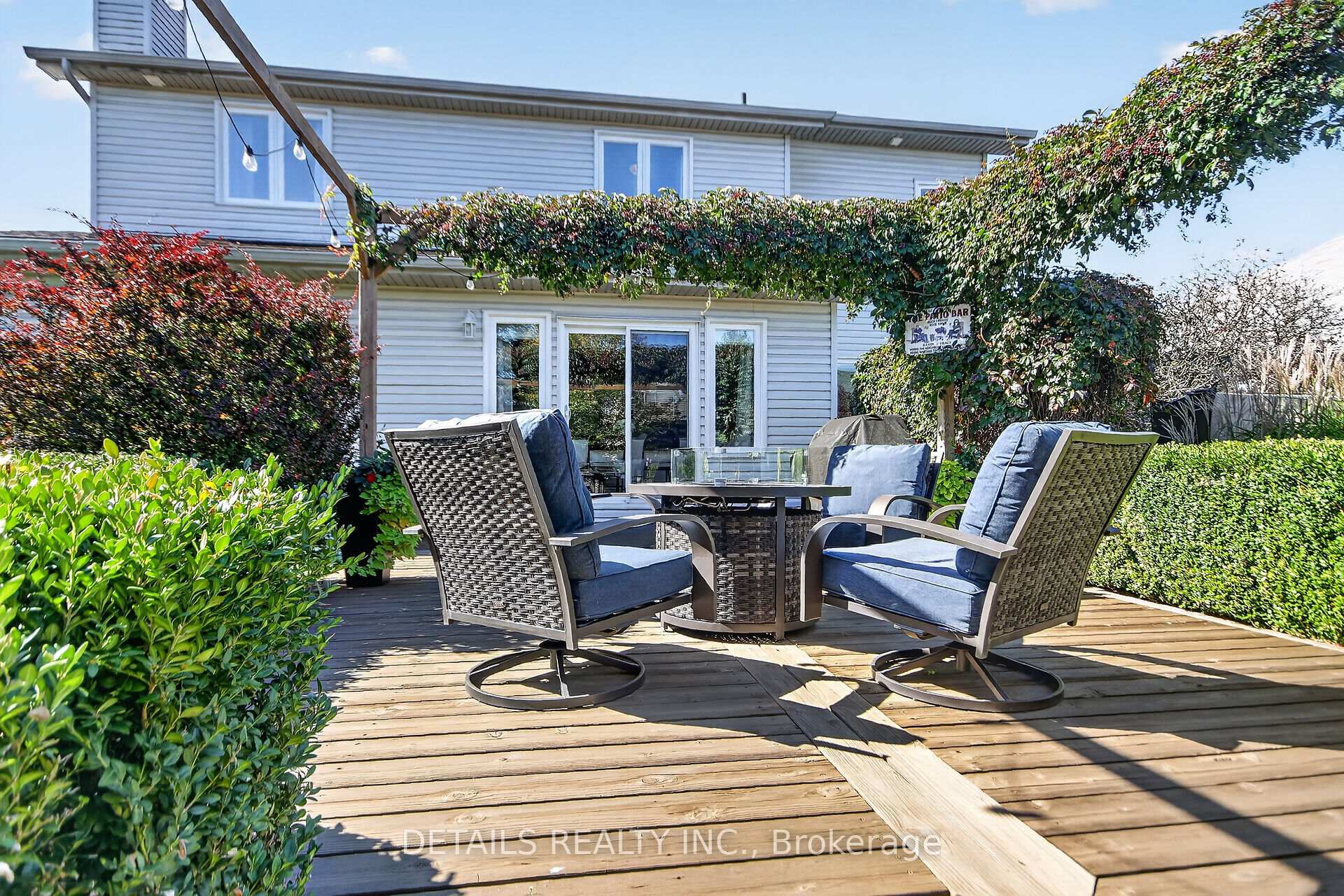Photo 38 of 10 Forest Creek Drive, Ottawa, Stittsville (Central) — HOMEH