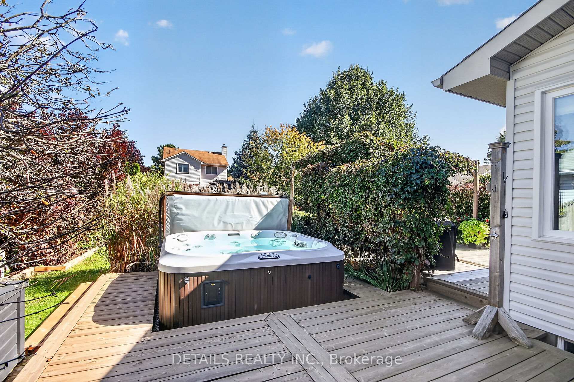Photo 41 of 10 Forest Creek Drive, Ottawa, Stittsville (Central) — HOMEH