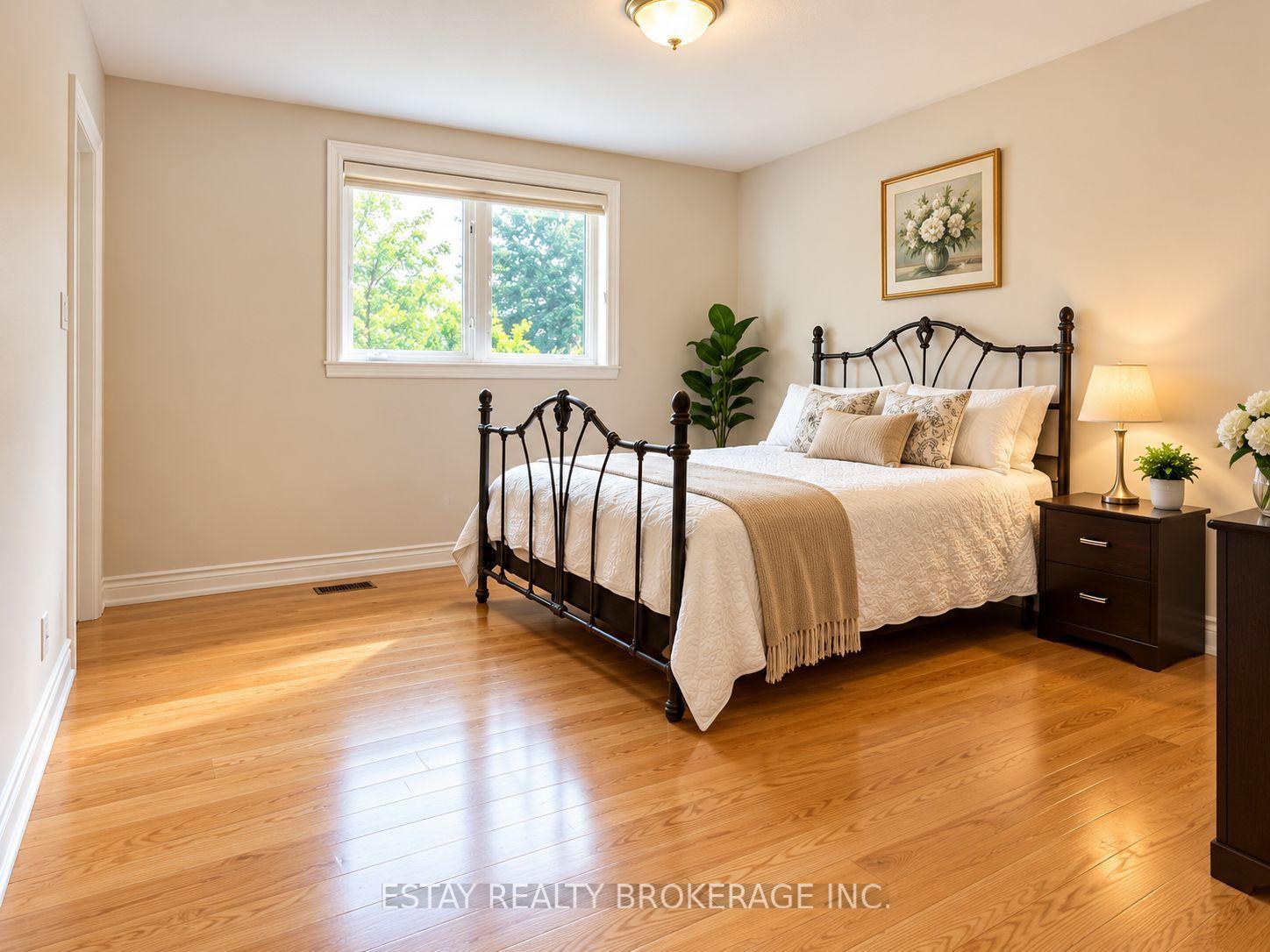 Photo 17 of 47 Pathlane Road, Richmond Hill, Langstaff — HOMEH