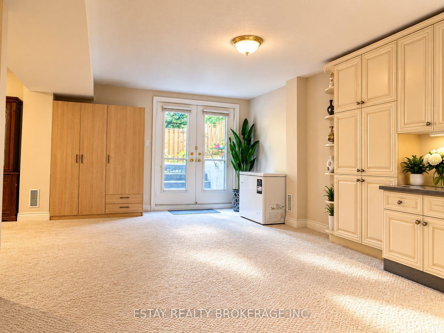 Photo 21 of 47 Pathlane Road, Richmond Hill, Langstaff — HOMEH