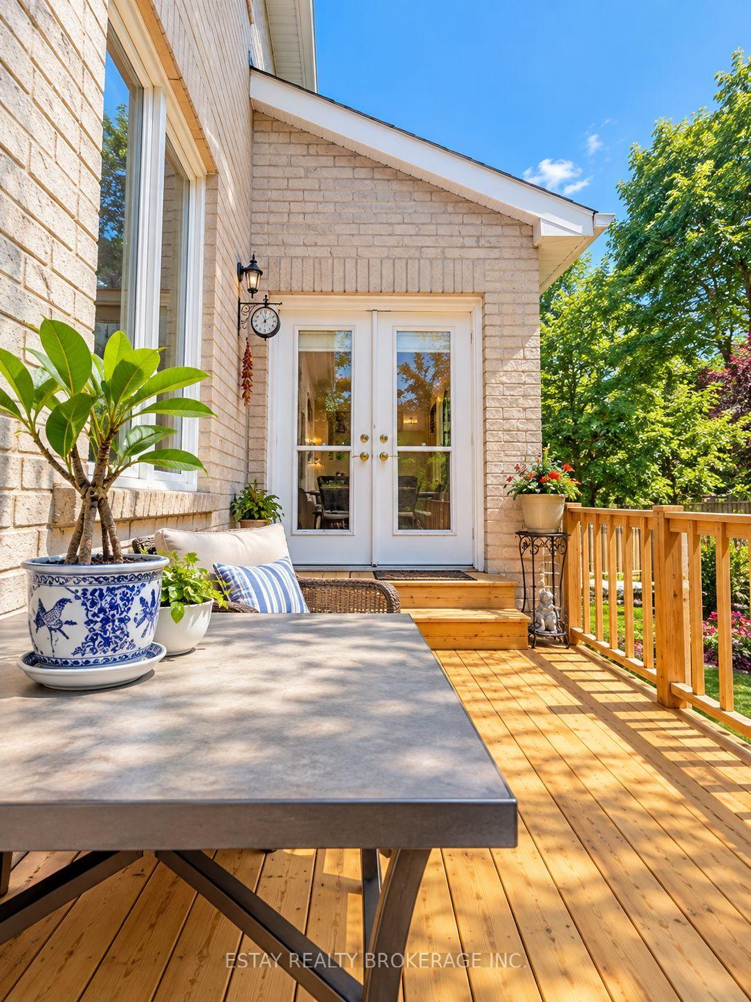 Photo 30 of 47 Pathlane Road, Richmond Hill, Langstaff — HOMEH