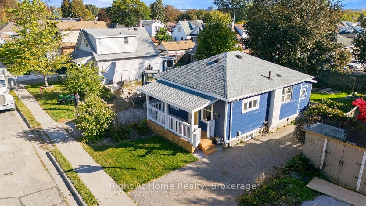 Photo 4 of 349 Kingsdale Avenue, Oshawa, O'Neill — HOMEH