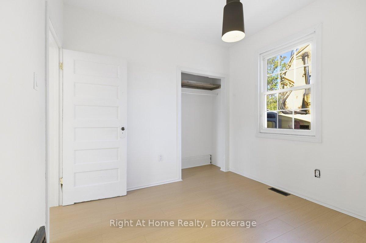 Photo 19 of 349 Kingsdale Avenue, Oshawa, O'Neill — HOMEH