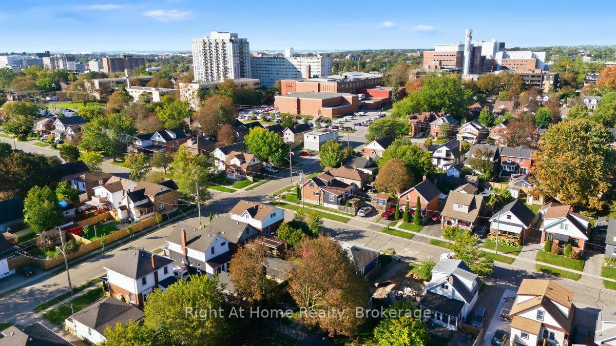 Photo 28 of 349 Kingsdale Avenue, Oshawa, O'Neill — HOMEH