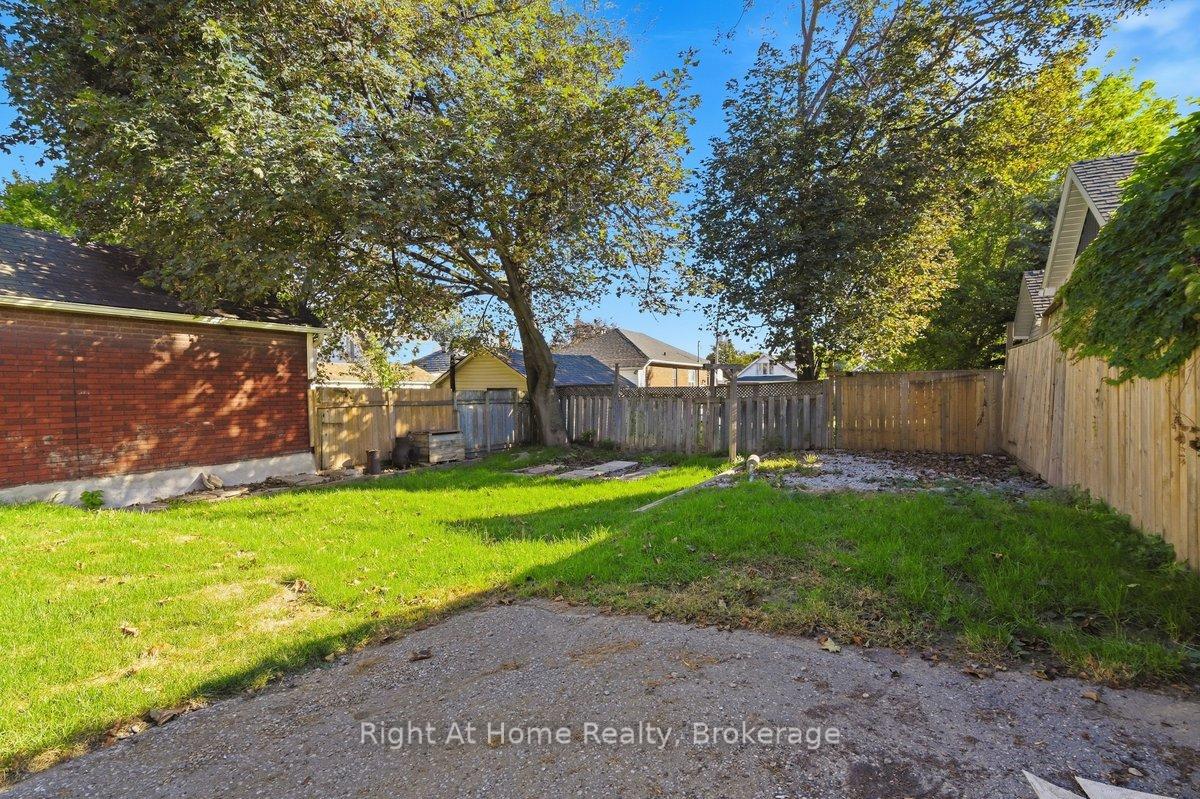 Photo 32 of 349 Kingsdale Avenue, Oshawa, O'Neill — HOMEH
