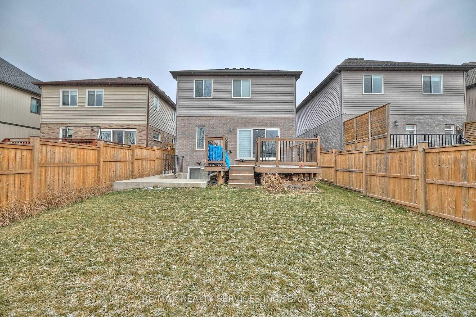 Photo 30 of Unit Upper, 6045 Ernest Crescent, Niagara Falls, Forestview — HOMEH