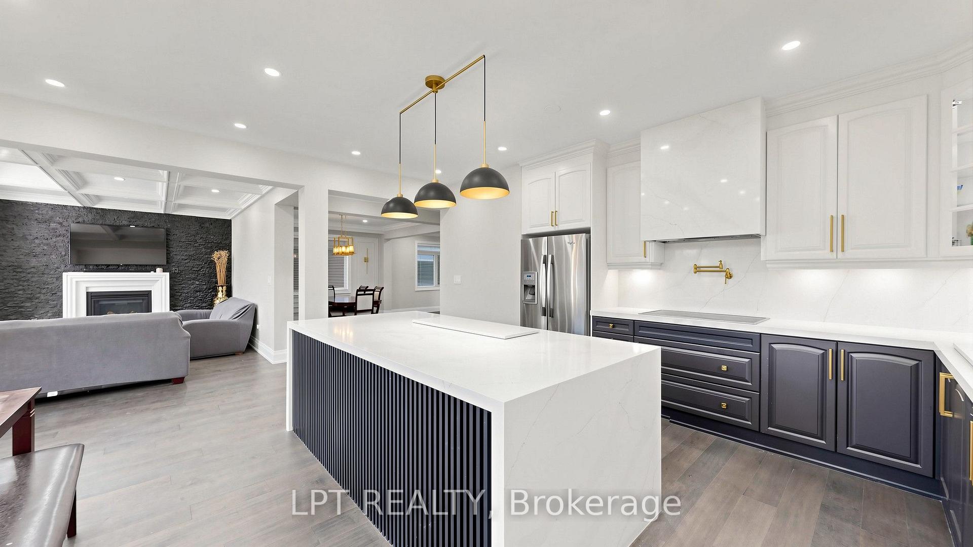 Photo 16 of 4 Plentywood Drive, Brampton, Bram West — HOMEH