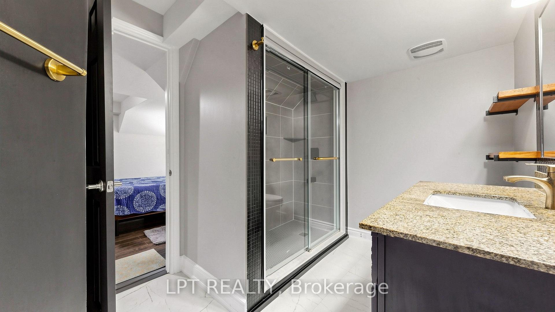 Photo 36 of 4 Plentywood Drive, Brampton, Bram West — HOMEH