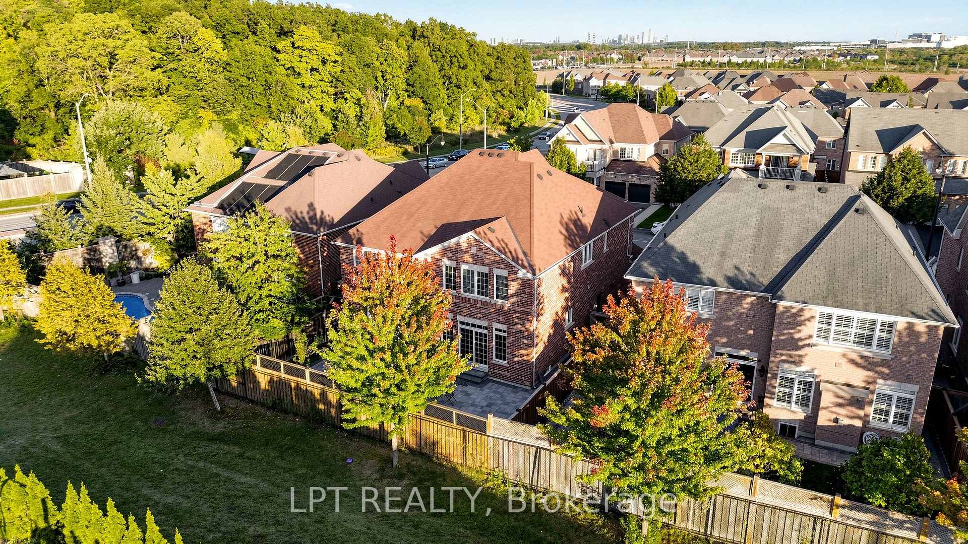 Photo 43 of 4 Plentywood Drive, Brampton, Bram West — HOMEH