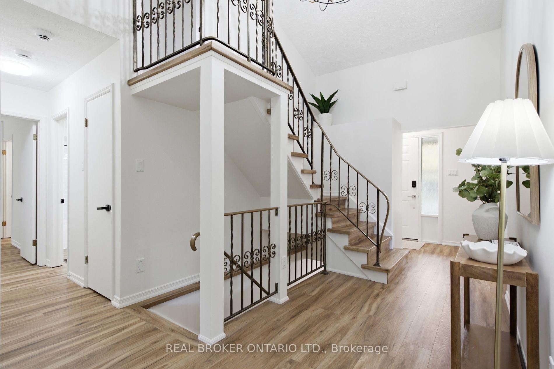 Photo 4 of 22 Ripley Crescent, Waterloo — HOMEH