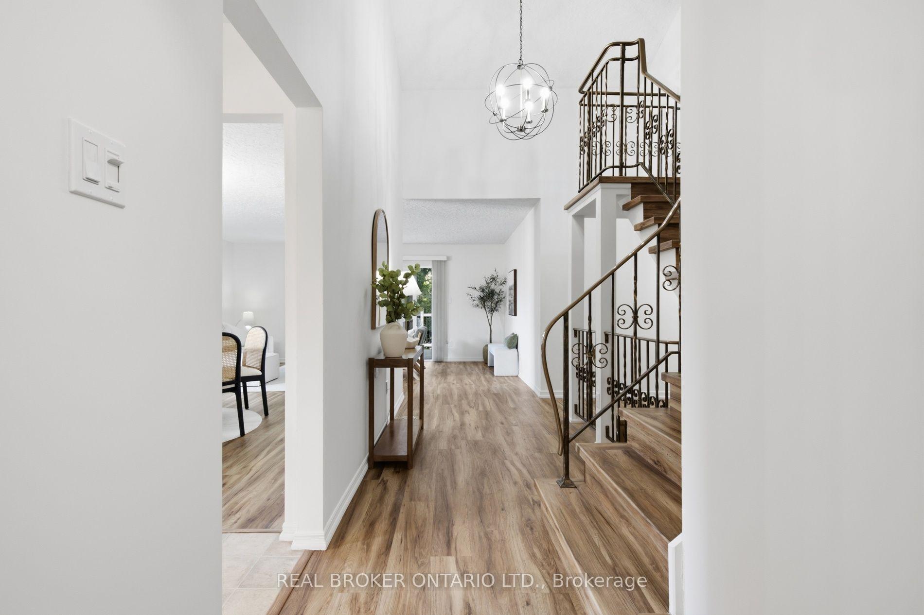 Photo 5 of 22 Ripley Crescent, Waterloo — HOMEH