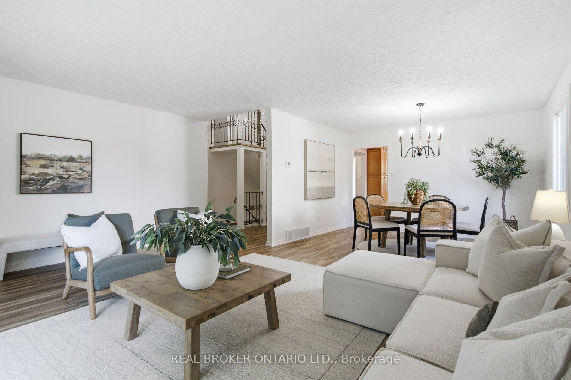 Photo 9 of 22 Ripley Crescent, Waterloo — HOMEH