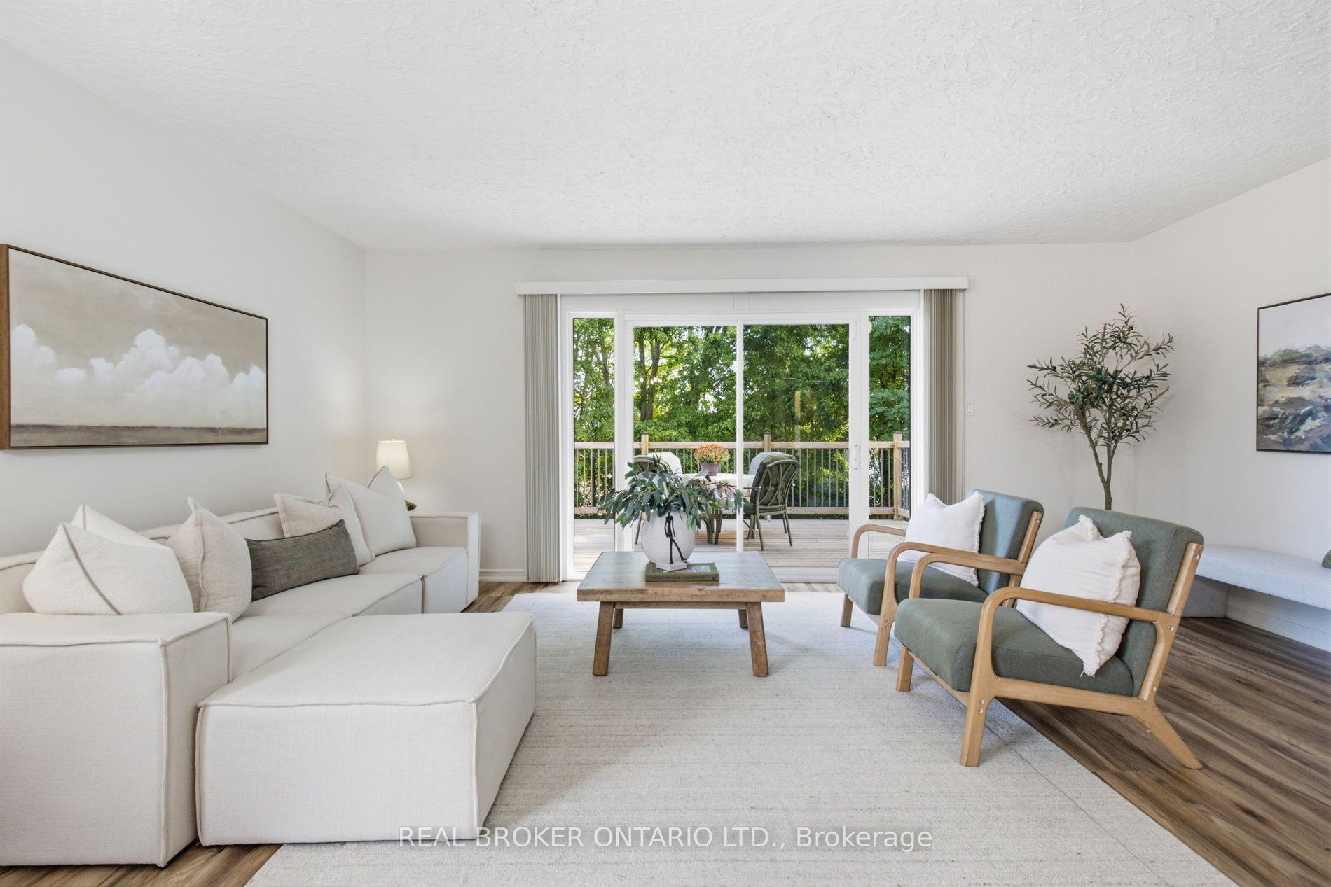Photo 10 of 22 Ripley Crescent, Waterloo — HOMEH