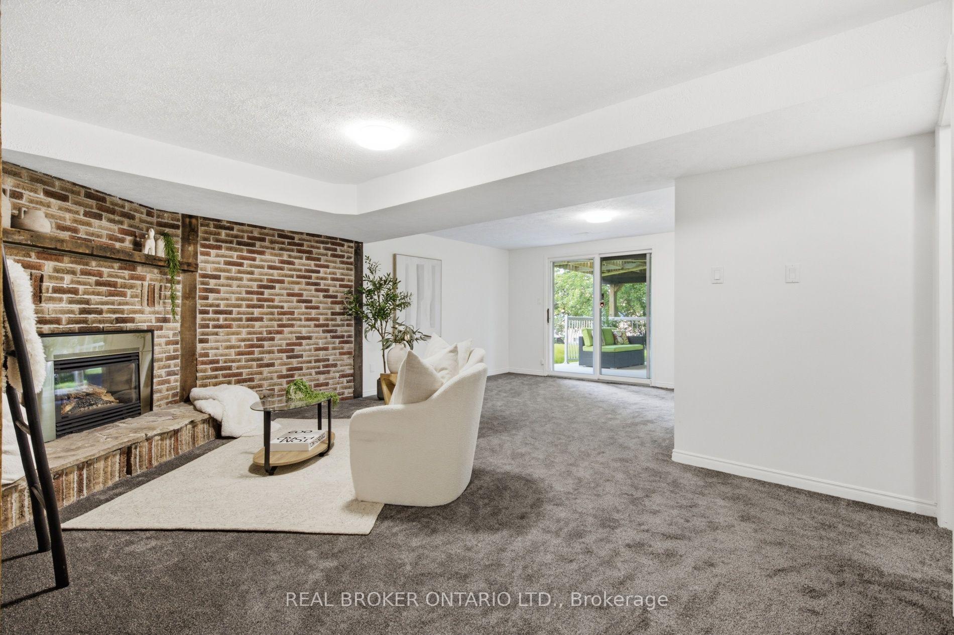 Photo 29 of 22 Ripley Crescent, Waterloo — HOMEH