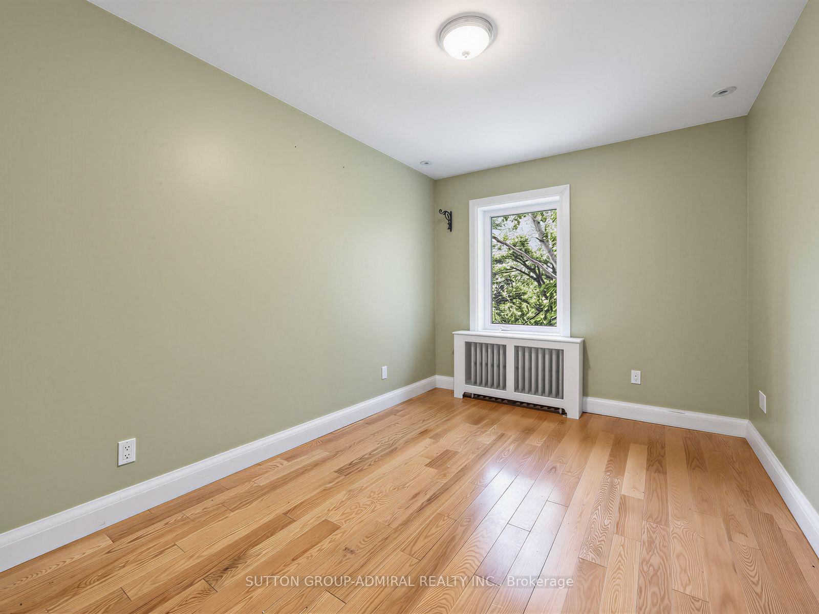Photo 16 of 246 Ellis--Main Avenue, Toronto, High Park-Swansea — HOMEH