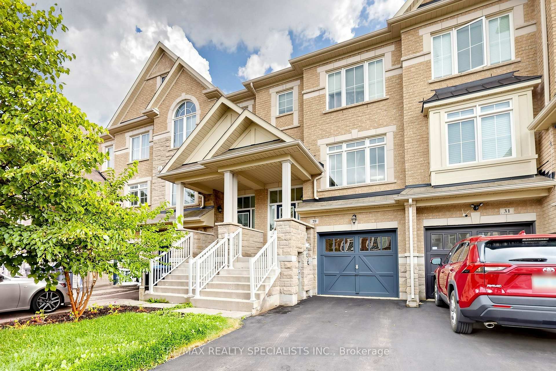 Photo 1 of 29 Rockbrook Trail, Brampton, Northwest Brampton — HOMEH