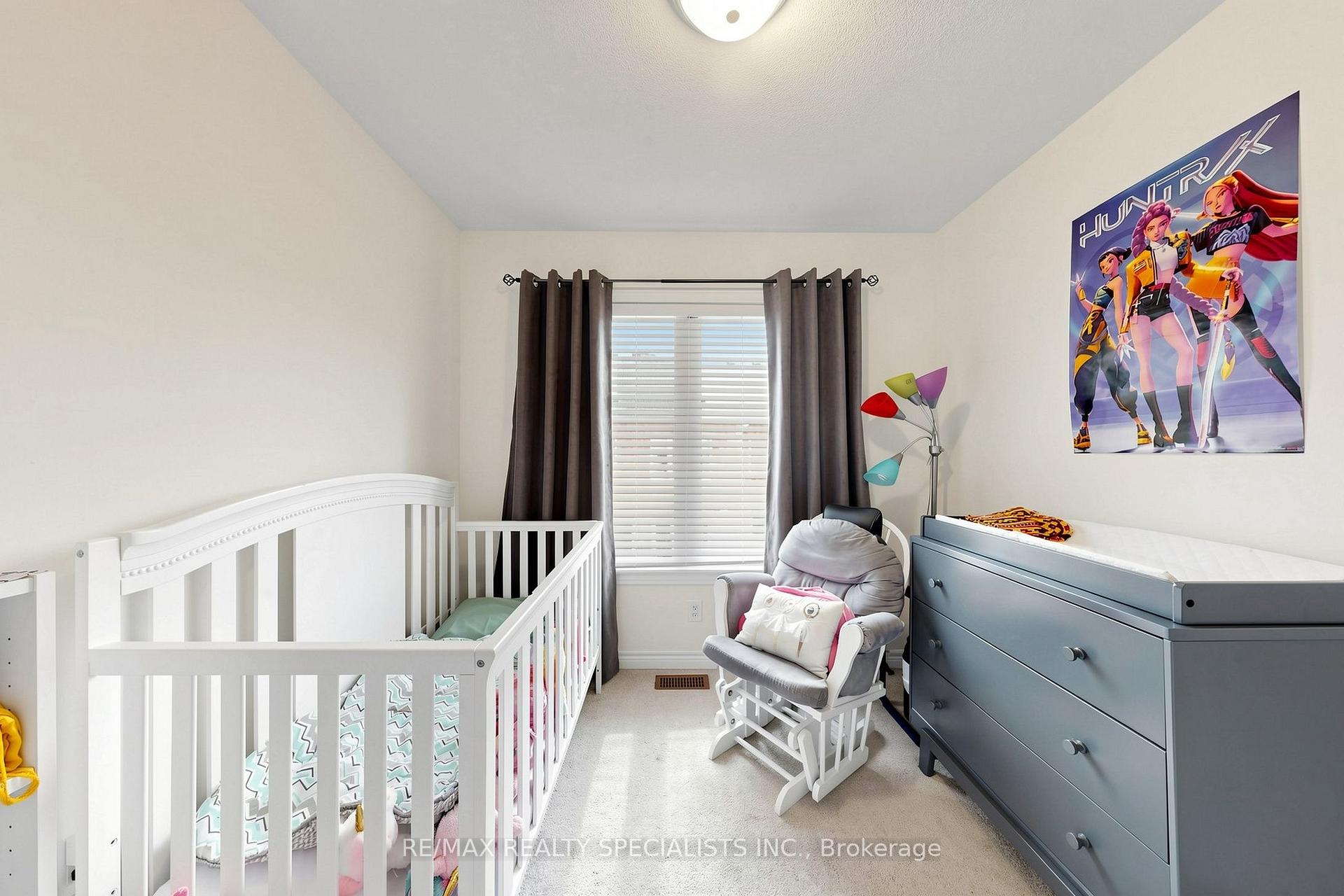 Photo 16 of 29 Rockbrook Trail, Brampton, Northwest Brampton — HOMEH
