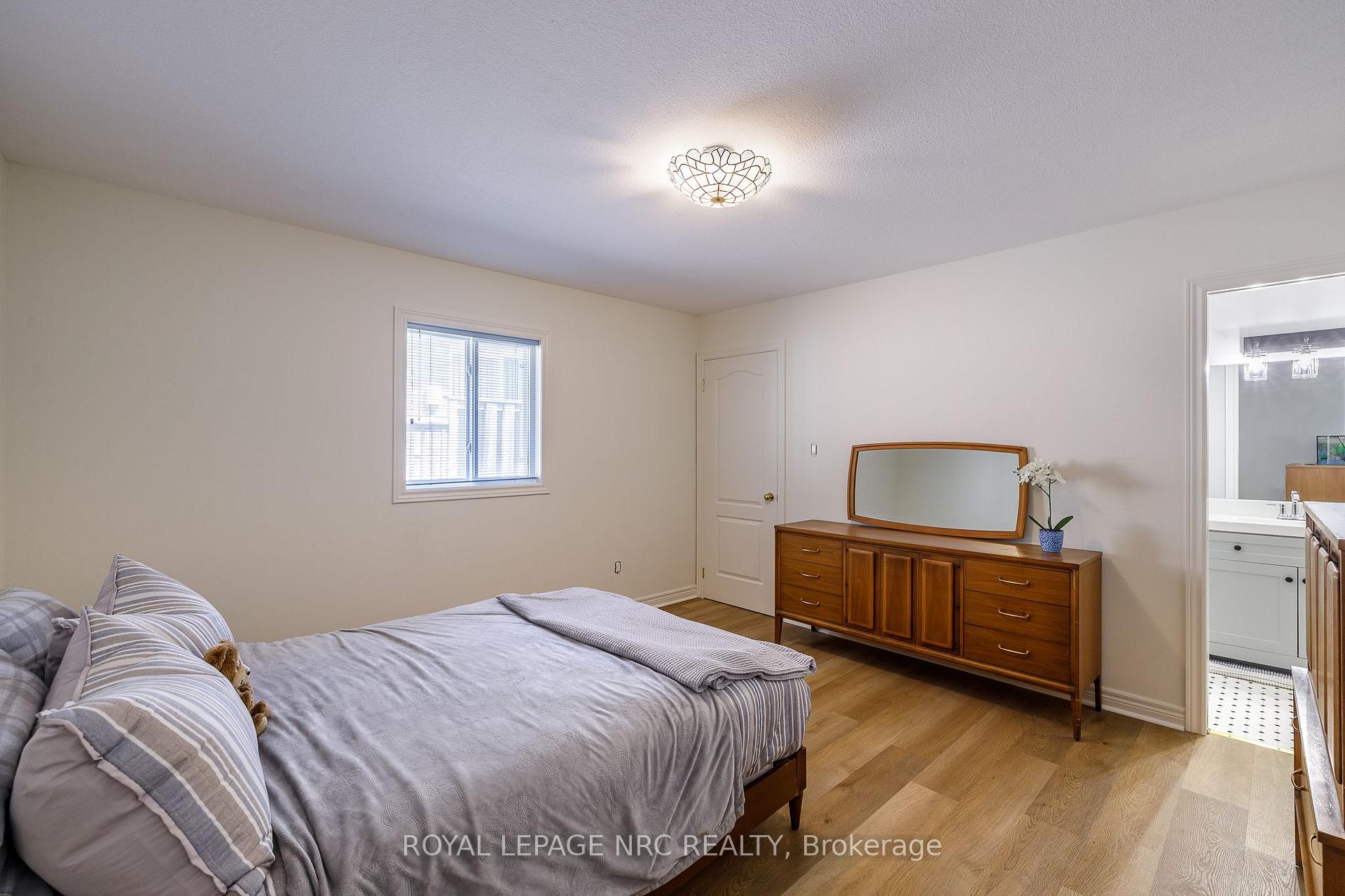 Photo 22 of 7621 Cameron Court, Niagara Falls, Mt. Carmel — HOMEH