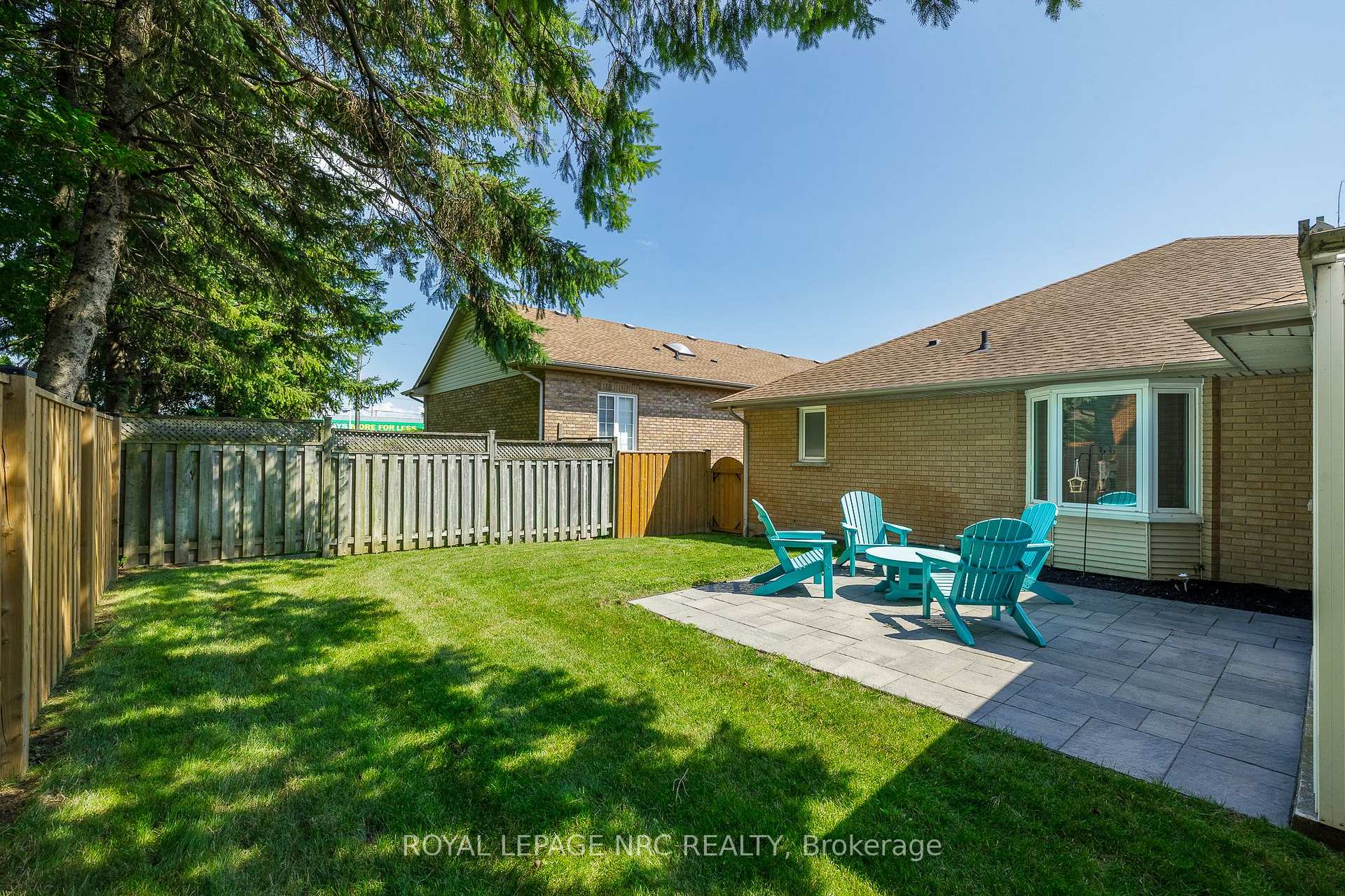 Photo 36 of 7621 Cameron Court, Niagara Falls, Mt. Carmel — HOMEH