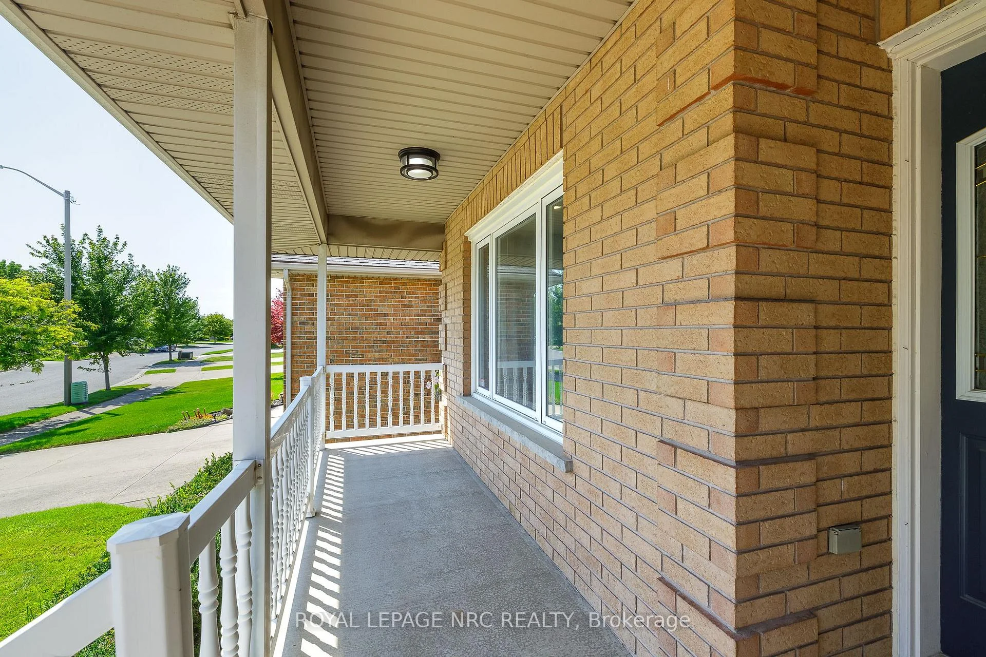 Photo 8 of 7621 Cameron Court, Niagara Falls, Mt. Carmel — HOMEH